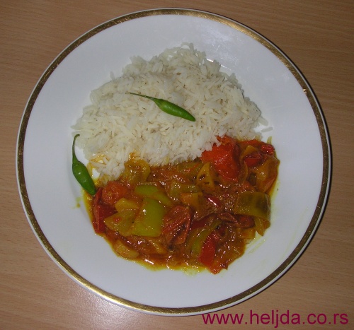 Makedonski kari (Rice & curry)