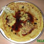 Heljdine palačinke sa cvetom od zove