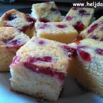 Kolač sa višnjama, kupinama, malinama