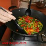 Pečene paprike u tegli