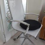 jastuk za kancelarijsku stolicu sa rupom