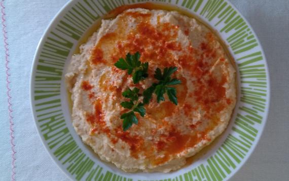 humus, pašteta od leblebije