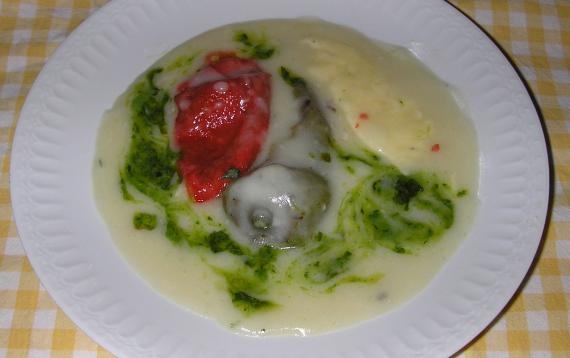 Beli sos sa sremušom